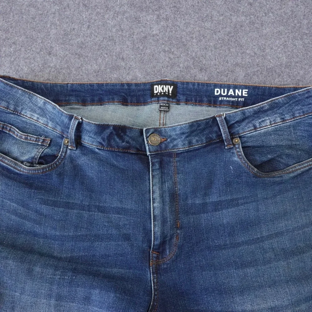 DKNY Jeans‎ Duane Straight Fit Mens 40x32 Medium Wash Blue Stretch Denim 2057
